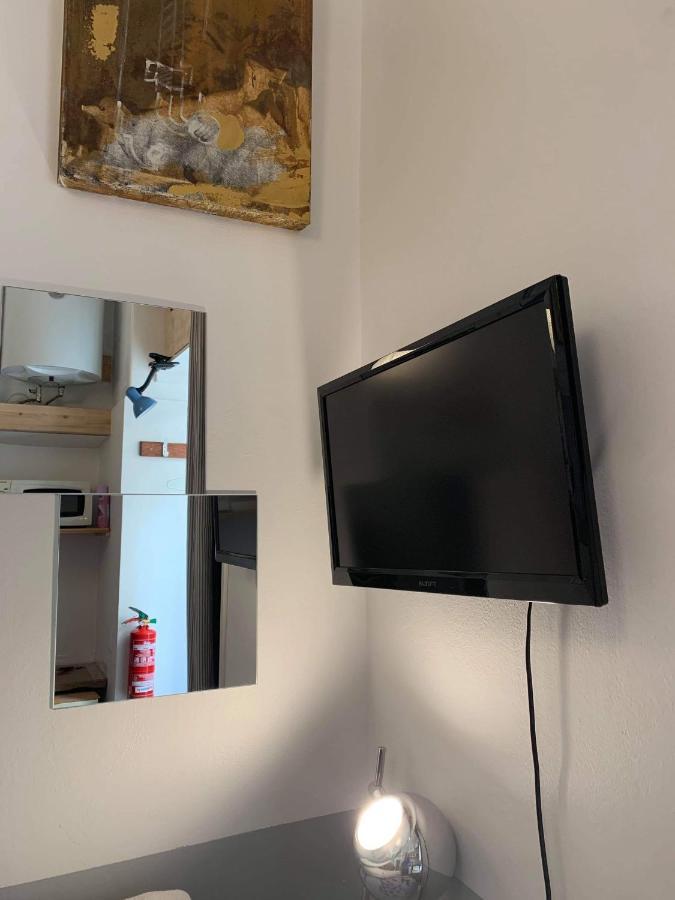 Artist Mini Estudio Apartment Lisbon Luaran gambar